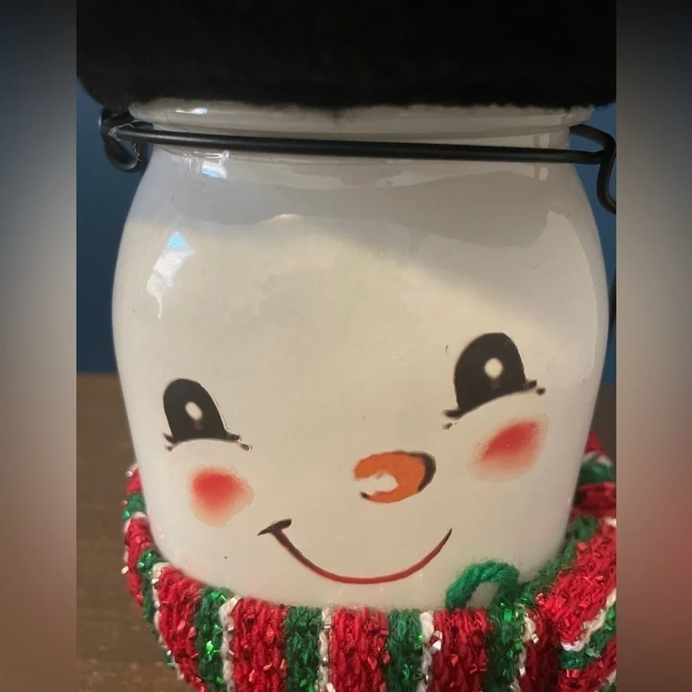 Mason jar snowman